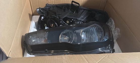 2010 Mitsubishi Lancer Headlights