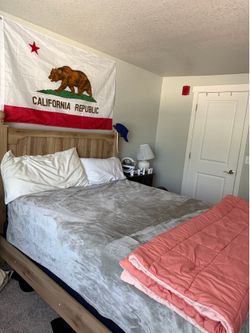Queen bedroom set