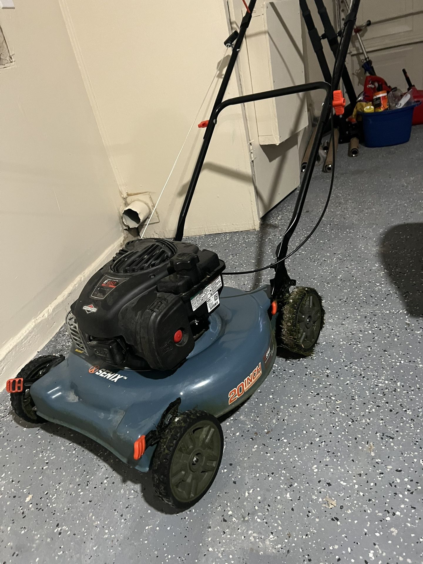 SENIX LSPG-L3 20-Inch Gas Push Lawn Mower with 125 cc 4-Cycle Briggs & Stratton Engine, Side Discharge, 5-Position Single Wheel Height Adjustment