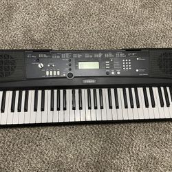 Yamaha Keyboard 