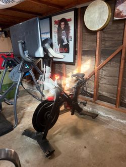 Peloton Bike