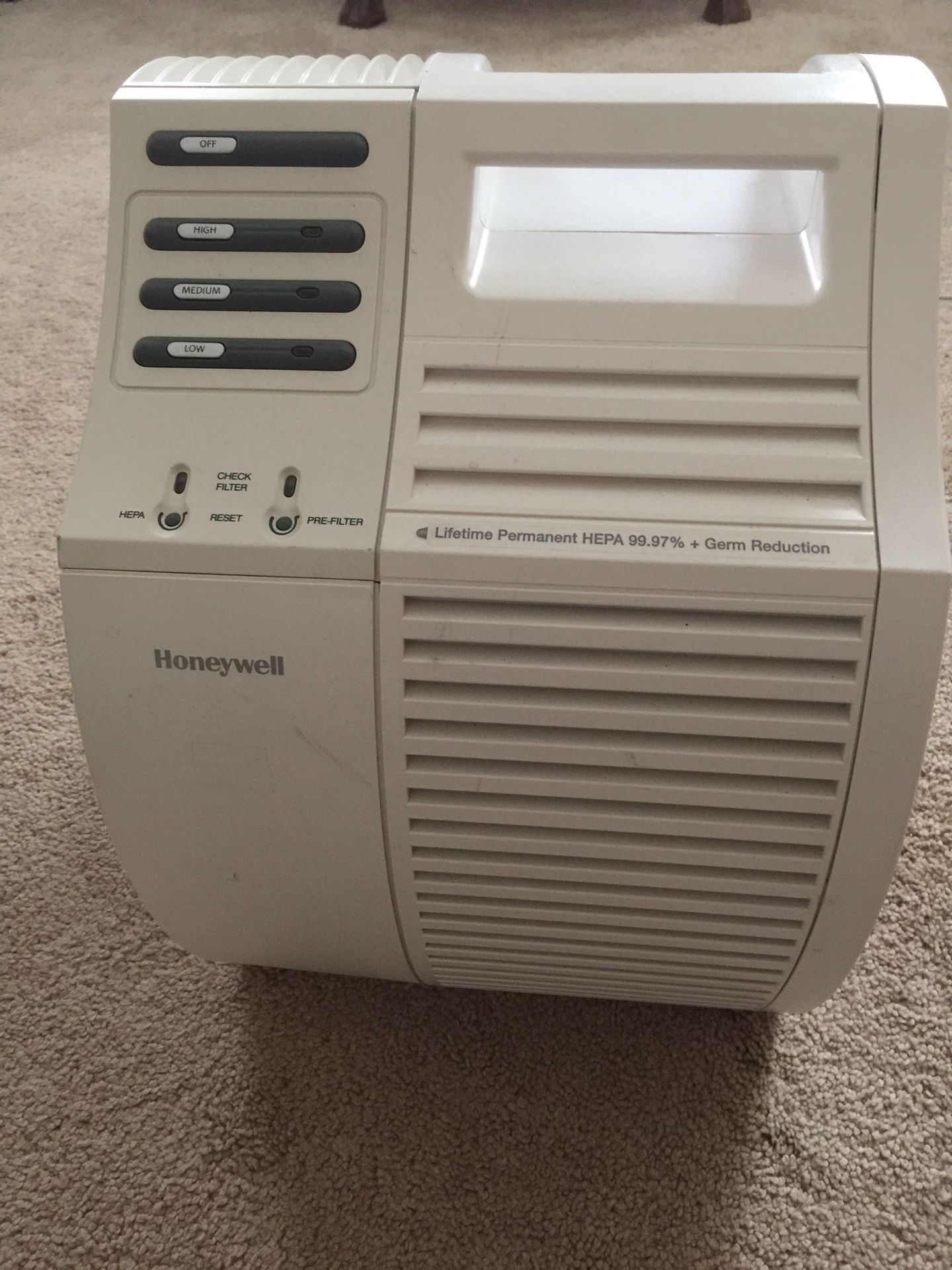 Honeywell air filtration system with two filters