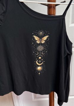 New Boho Shirt Size Large just $5