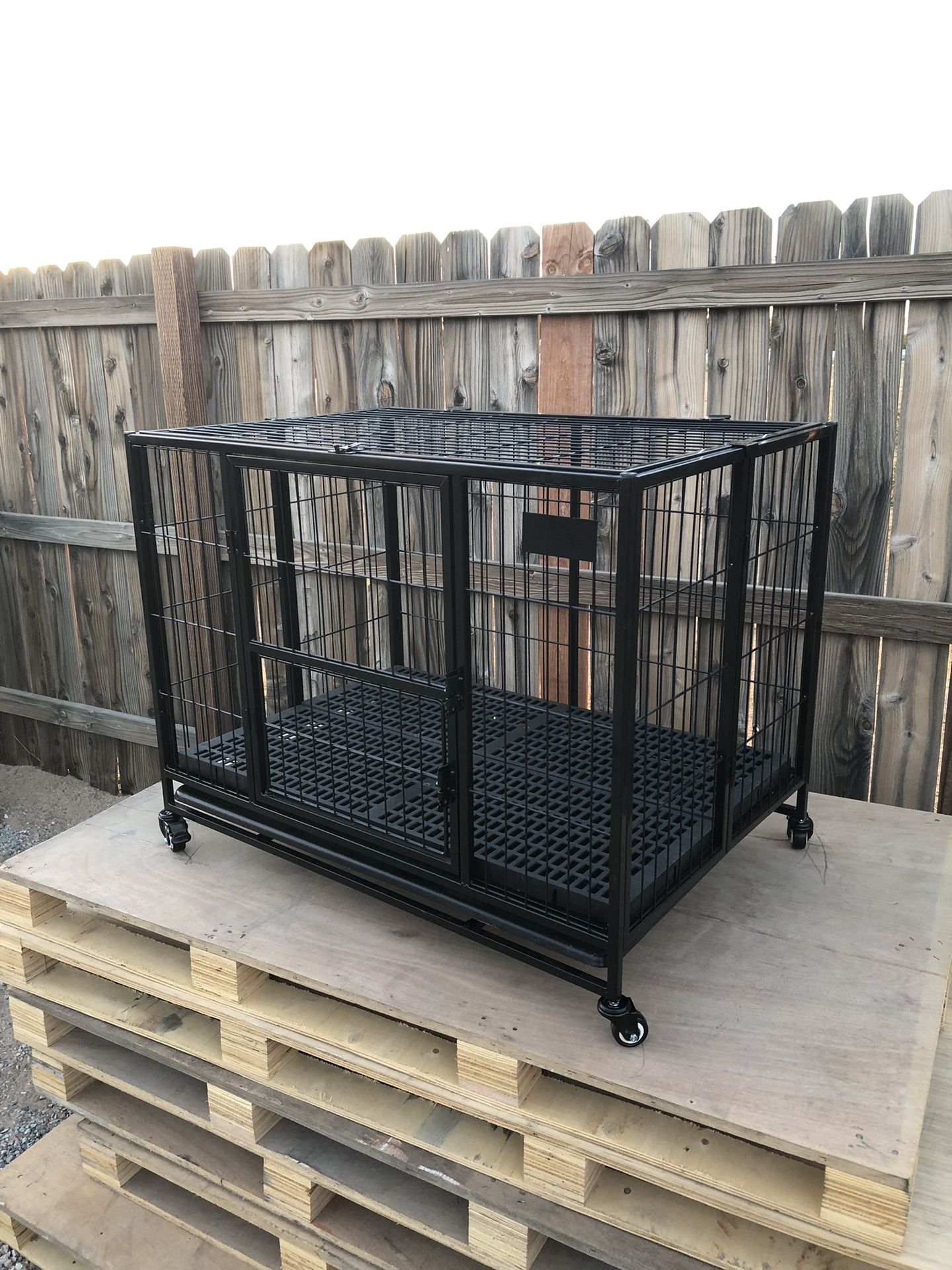 New! 37” Medium Foldable & Stackable Dog Cage Crate, For Small To Medium Size Pets, Easy To Setup Cage, New 📦 