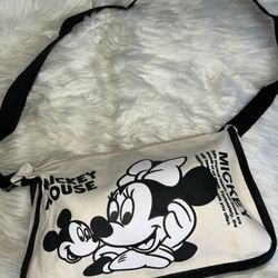 Mickey and Minnie Cross body bag