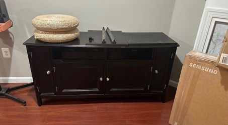 Black Wooden tv entertainment center