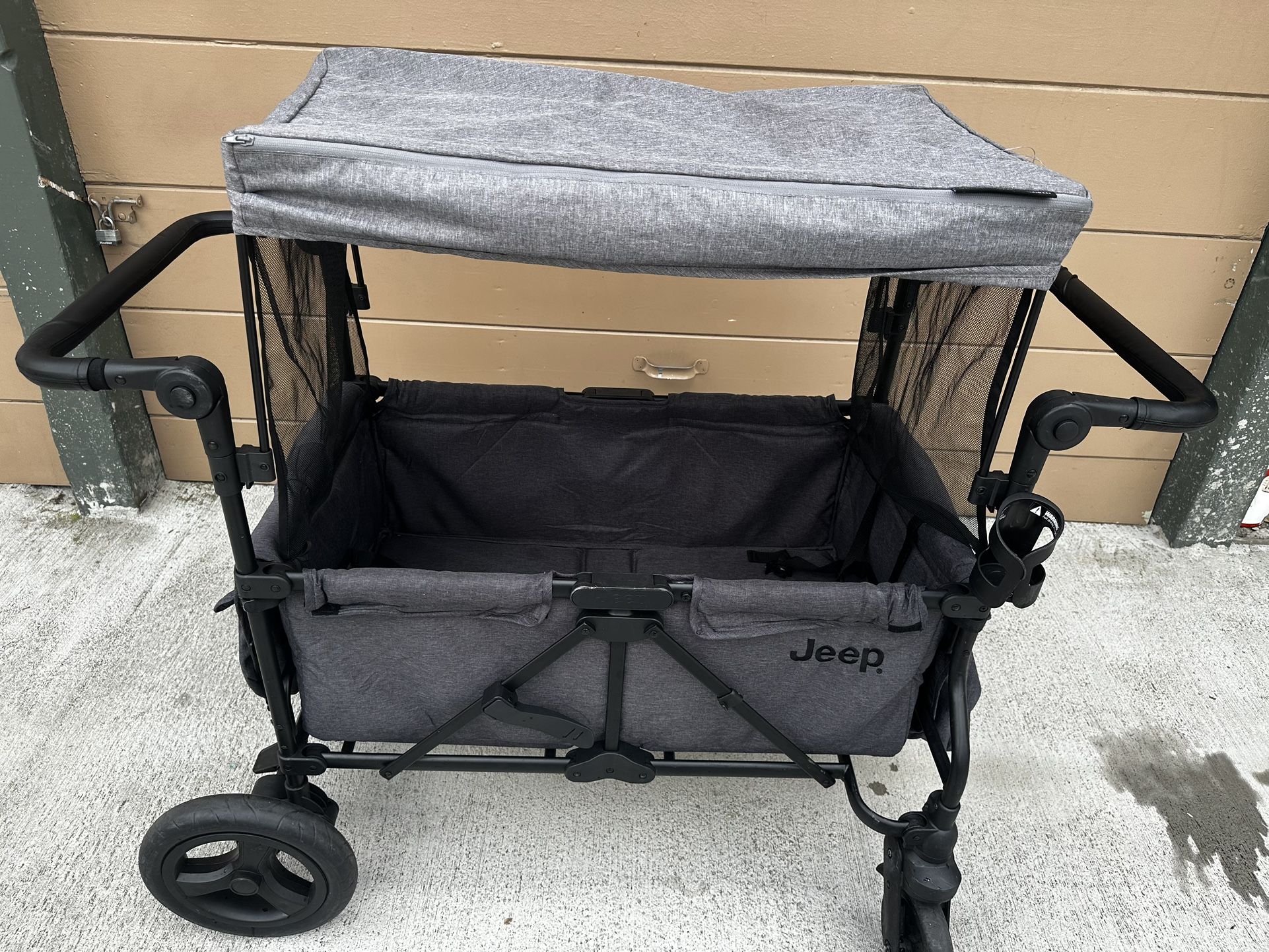 Jeep Stroller Wagon for Sale in Garden Grove, CA OfferUp