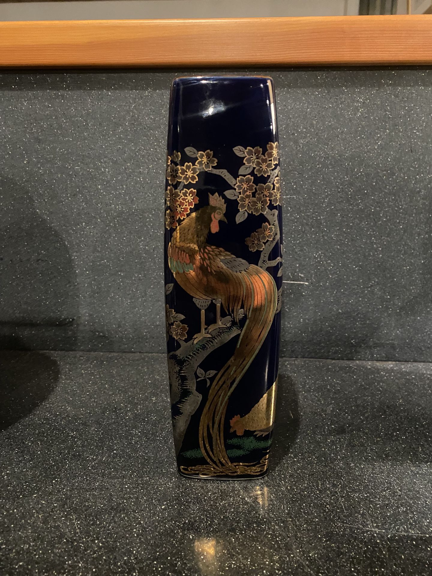 Dark Blue Vase W Gold Peacok And Flowers Detail Flower Vase