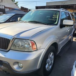 2003 Lincoln Navigator