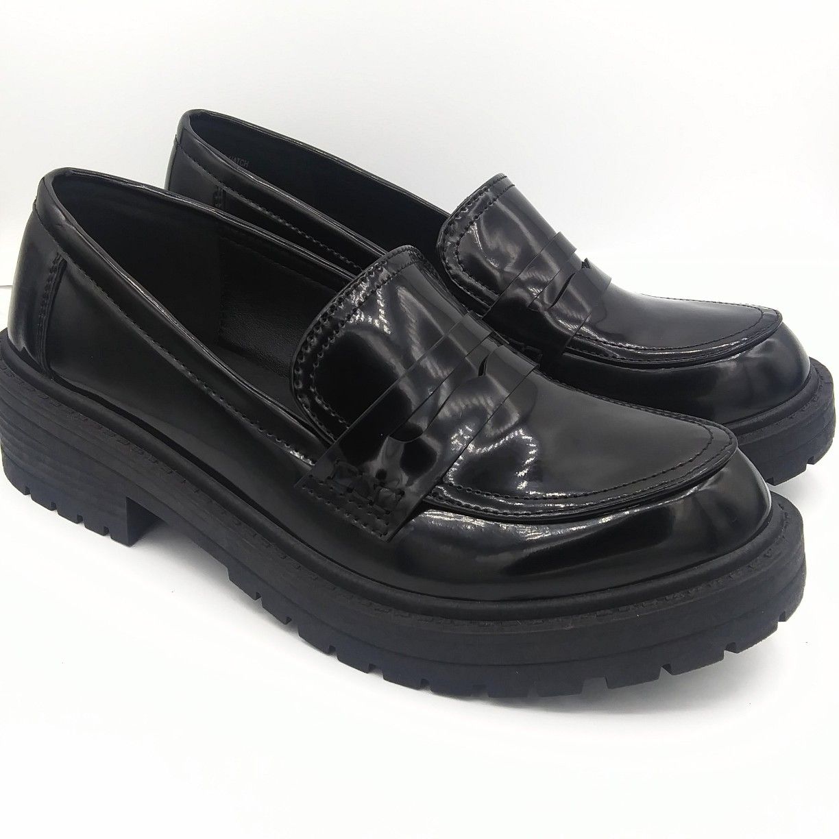 NWT Madden Girl women's patent leather loafers