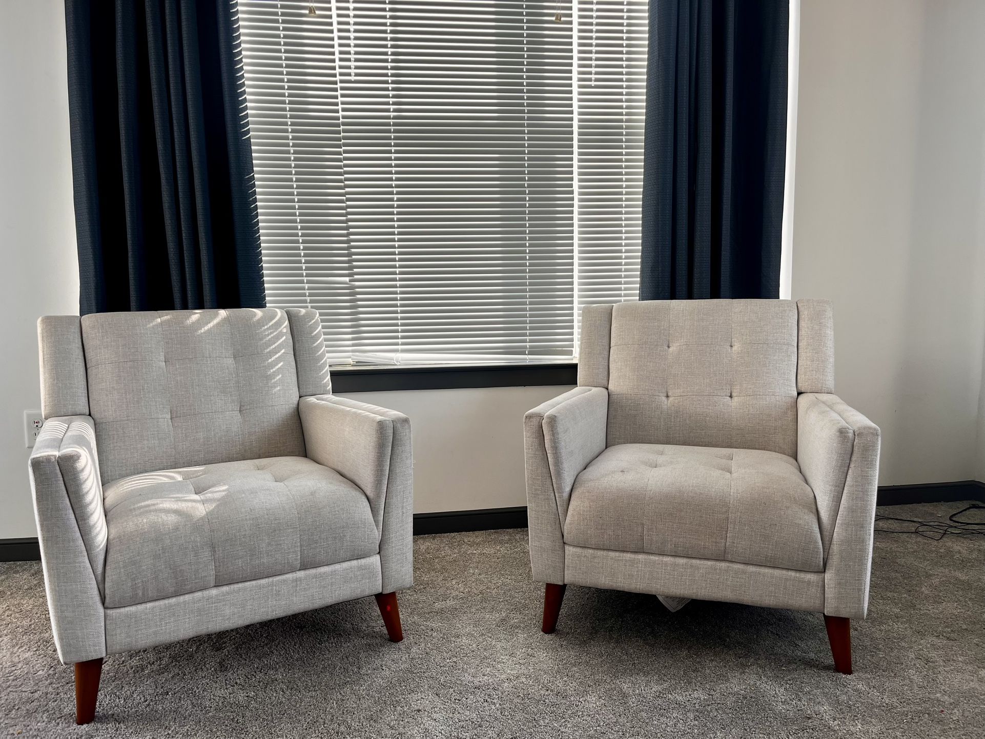 Mid-Century Modern Accent Chairs – Set of 2 (URGENT Pickup Today!)