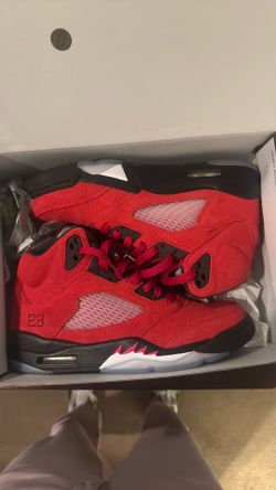 JORDAN 5 - TORO BRAVO - SZ6.5