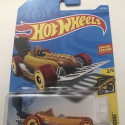 Hot Wheels Treasure Hunt Street Wiener