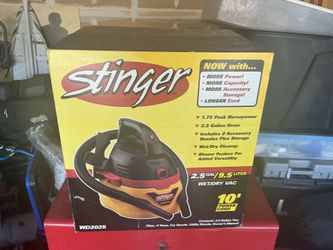 Shop vacumn 2.5 hp with accessories new I sealed box
