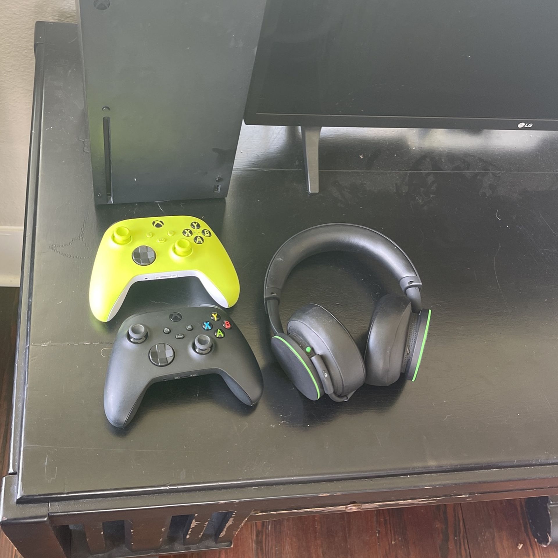 Xbox Series X accessories
