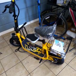 Electric Scooter Brand New It Goes Up To 20 Mph Make $50 Monthly Payments.