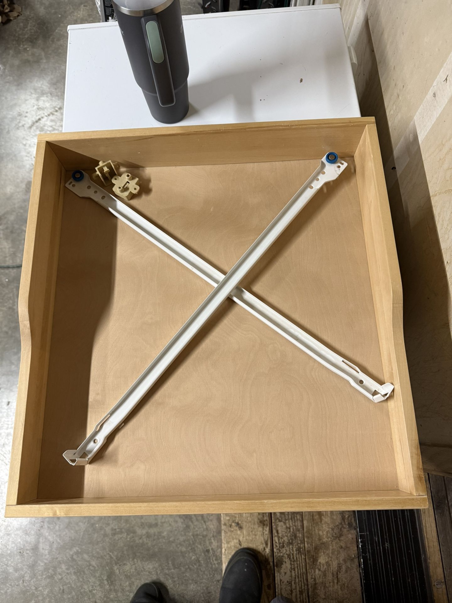 Cabinet Pullout Insert