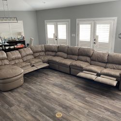 Huge Leather Sectional Sofa with 4 Recliners 