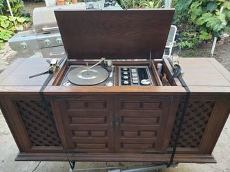 Stereo Console