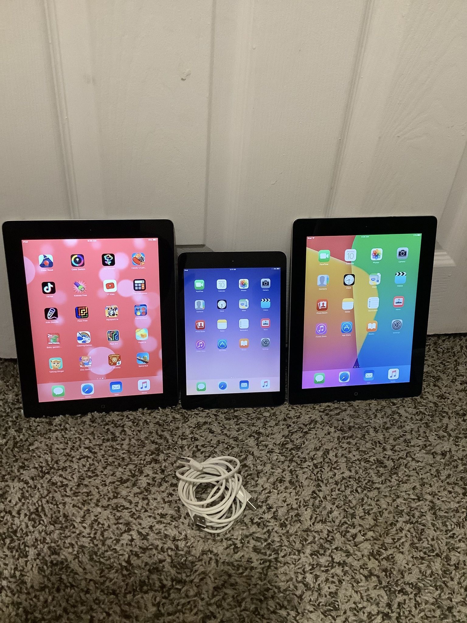iPads Gen 2 And Mini 16gb *Unlocked