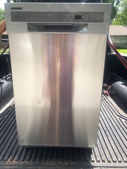 Dishwasher nueva de 16" stainless marca frigidaire