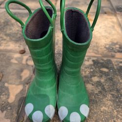 Dino rain boots, little kids Size 7