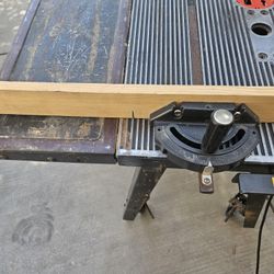 Craftsman 10" Table Saw with lift wheels