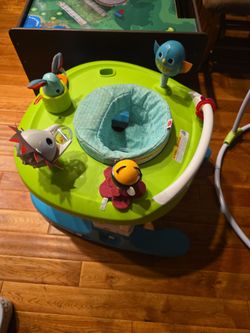 Baby bouncer