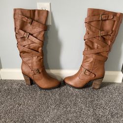 Women’s Boots Size 9