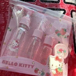 Hello Kitty Travel Set 