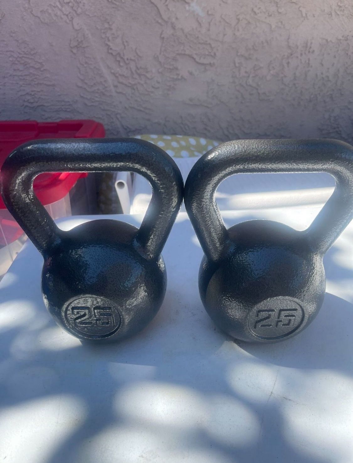 Athletic Works 25lb Kettlebell, Casting Iron, Durable Black