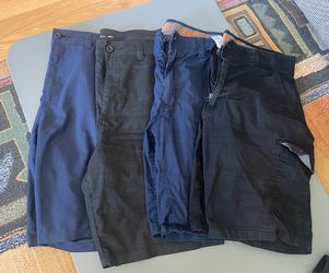Men’s shorts size 34