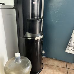 Water Dispenser Bottom Load