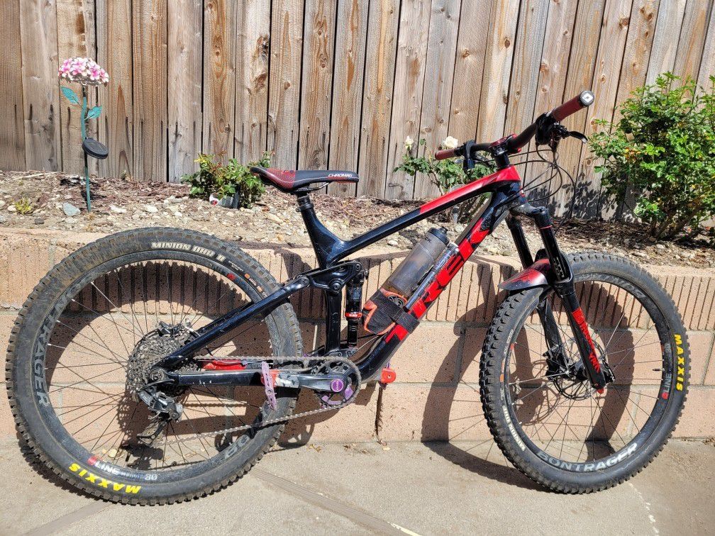 2018 Trek Remedy 9.7 Carbon Mountain Bike