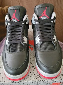 Jordan 4 Reimagined size 11 ( NO TRADES PRICE IS FIRM)