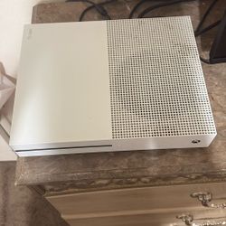Xbox One S