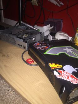 Pair of Xbox 360's parts only