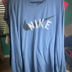 Nike Long Sleeve T-shirt 