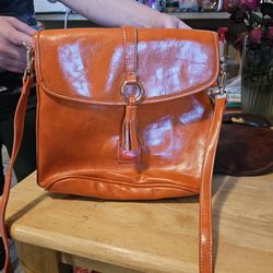 Dooney And Bourke