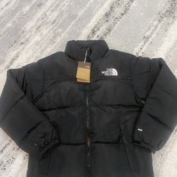The North Face jacket 700