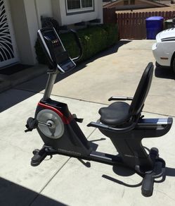 Freemotion 310r hotsell recumbent bike