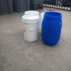 Buckets For Sale With Cap