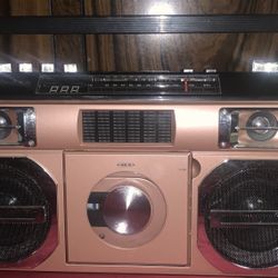 Bluetooth/Radio/CD Boombox Speaker