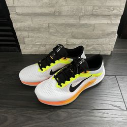 Brand new Nike Running Shoes.  Size 10 - still with tags - never worn