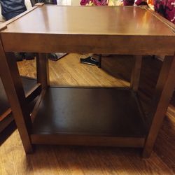 Coffee table With Matching End Table 