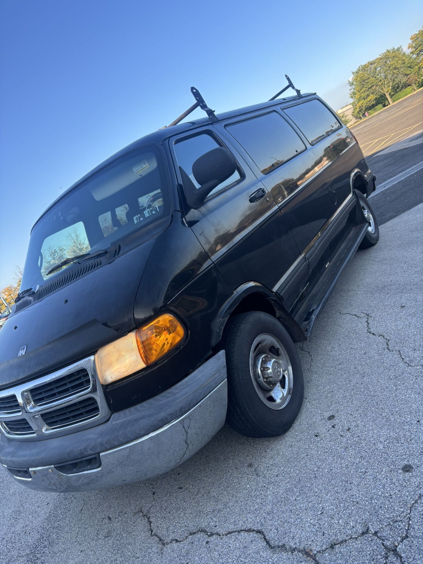 2001 Dodge Ram Van