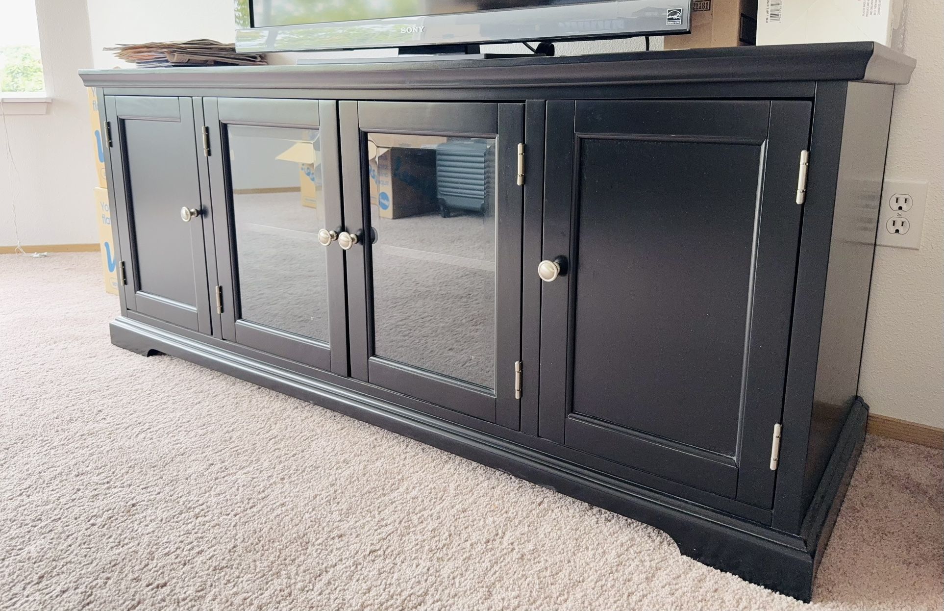 TV Stand 60x20 inches