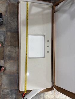 White Quartz Bathroom Vanity Countertop with Sink
