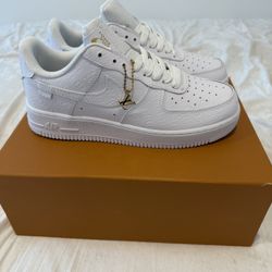 Lv Air Force Ones