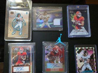 Trevor Lawrence on card rookie auto